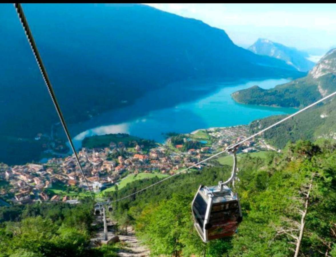 הוילה Chalet Relax Molveno E Andalo Dolomiti מראה חיצוני תמונה